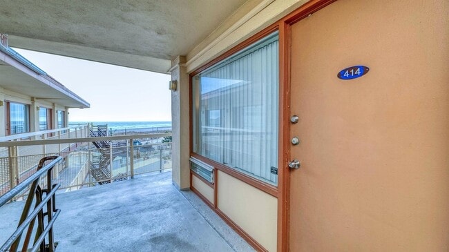 108 S Montpelier Ave in Atlantic City, NJ - Building Photo - Building Photo