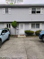 312 Nichols St in Clarks Summit, PA - Building Photo