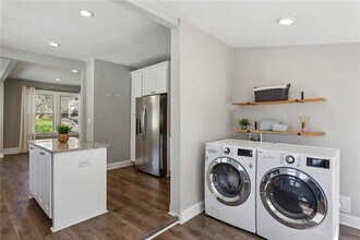 1654 Westhaven Dr SW in Atlanta, GA - Building Photo - Building Photo