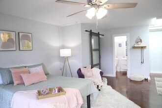 University Lofts, LLC in Tallahassee, FL - Building Photo - Building Photo