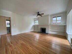 1233 Judson Ave in Evanston, IL - Building Photo - Building Photo