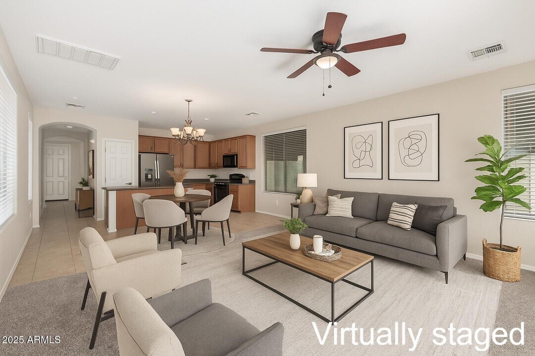 14587 W Acapulco Ln in Surprise, AZ - Building Photo