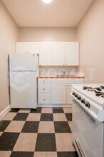 674 Somerset Terrace NE in Atlanta, GA - Building Photo - Building Photo