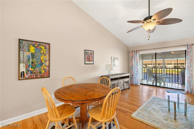 property at 4616 SE 5th Pl