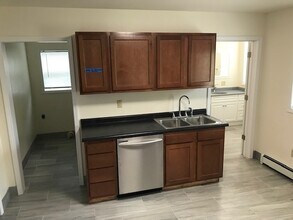 1657 Green Bay St in La crosse, WI - Building Photo - Building Photo