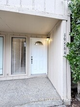 19564 NW Mahama Pl in Portland, OR - Building Photo - Building Photo