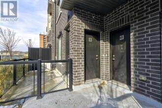 3429 Ridgeway Dr in Mississauga, ON - Building Photo - Building Photo