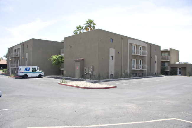 724 E Devonshire Ave in Phoenix, AZ - Building Photo - Building Photo