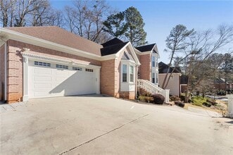 526 Coopers Pond Dr in Lawrenceville, GA - Building Photo - Building Photo