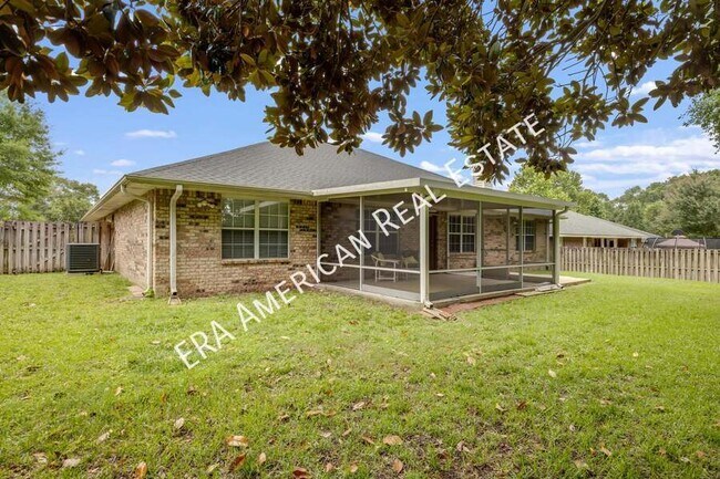 2124 Hagood Loop in Crestview, FL - Building Photo - Building Photo
