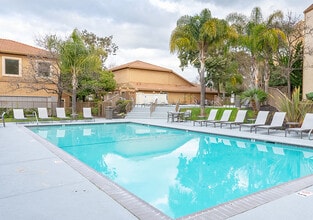 Bella Vista at Hilltop in Richmond, CA - Building Photo - Building Photo
