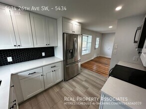 5434 26th Ave SW in Seattle, WA - Building Photo - Building Photo