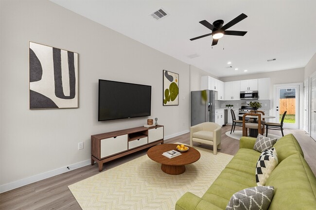 property at 5523 Haight St