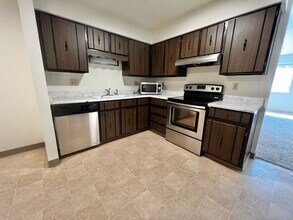 3 bed, 1 bath Duplex in West Fort Collins in Fort Collins, CO - Building Photo - Building Photo