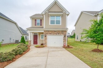 512 Bailey Elizabeth Way in Inman, SC - Building Photo - Building Photo
