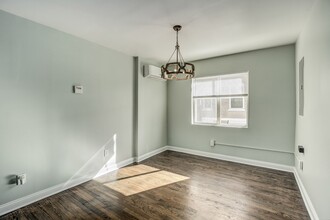 800 N Fred Shuttlesworth Dr in Cincinnati, OH - Building Photo - Interior Photo