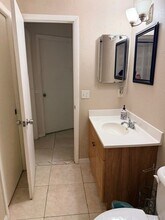 243 E Cedarwood Cir in Kissimmee, FL - Foto de edificio - Building Photo