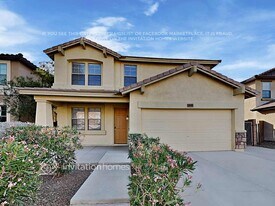 7599 W Spur Dr in Peoria, AZ - Building Photo