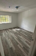 2123 Renaissance Blvd in Miramar, FL - Building Photo - Building Photo