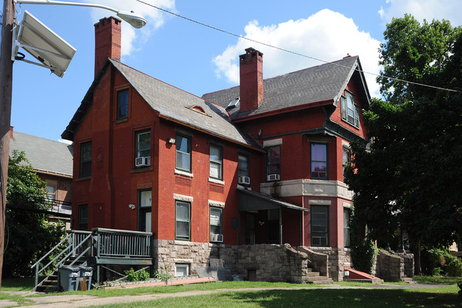 602 Greenwood Ave in Trenton, NJ - Foto de edificio - Building Photo