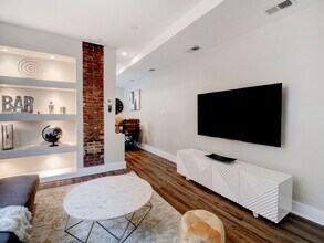 88 Van Reypen St, Unit SI FL1-ID1501171P in Jersey City, NJ - Building Photo - Building Photo