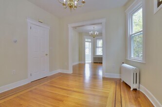 237 Columbia Ave in Jersey City, NJ - Building Photo - Building Photo