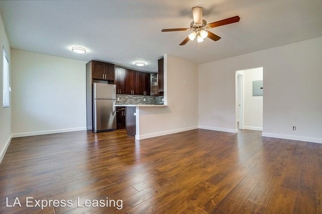 629-633 W Hyde Park Blvd in Inglewood, CA - Building Photo - Building Photo