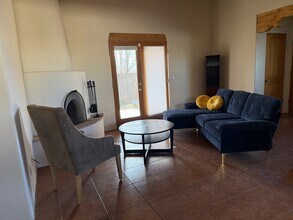 1139 Harrison Rd in Santa Fe, NM - Building Photo - Building Photo