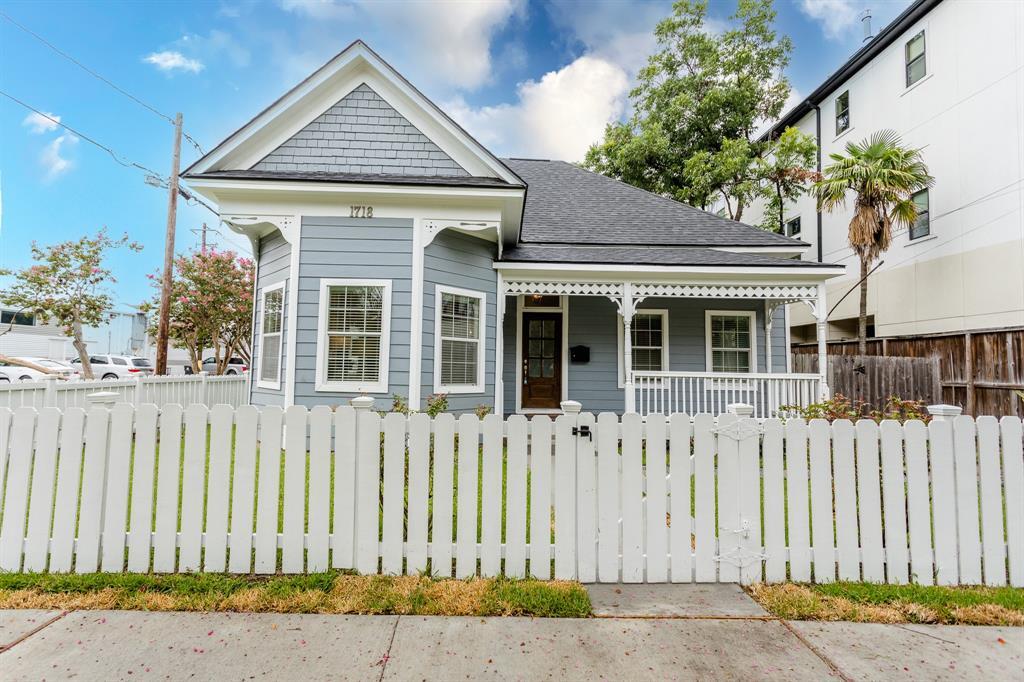 1718 Shearn St in Houston, TX - Building Photo