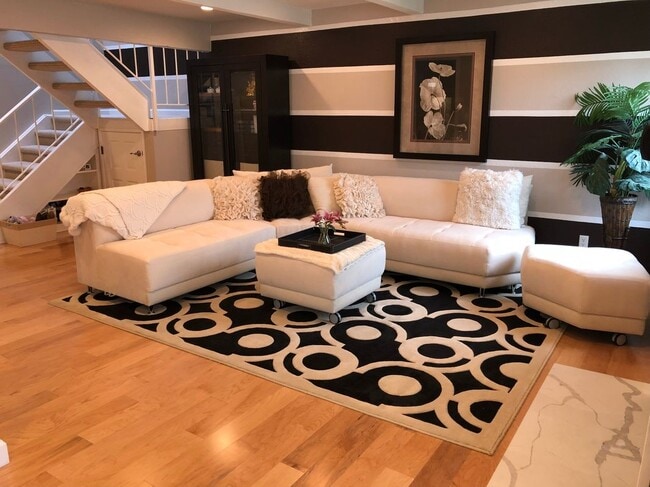 property at 40 Mozden Ln