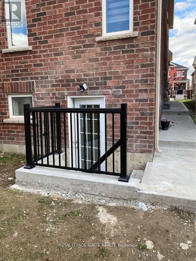 509 Downes Jackson Heights in Milton, ON - Building Photo - Building Photo