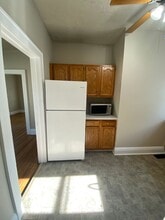 2038 Maple St in Des Moines, IA - Building Photo - Building Photo