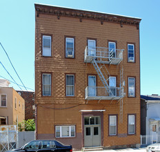 505 8th St in Union City, NJ - Building Photo - Building Photo