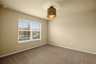 11713 Cambrian Rd in Manor, TX - Building Photo - Building Photo