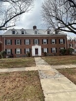 2425 Longview Ave SW in Roanoke, VA - Building Photo