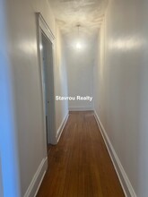 1677 Beacon St, Unit 2 in Brookline, MA - Building Photo - Building Photo