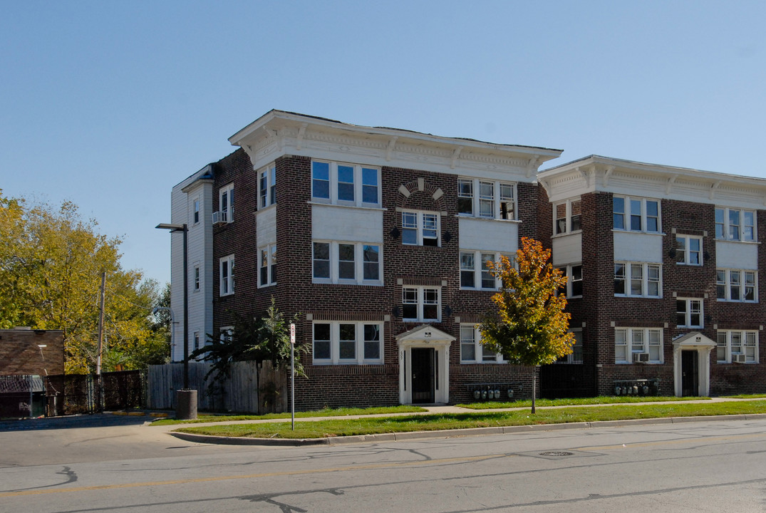 Benton Park Apartments in Kansas City, MO - Building Photo