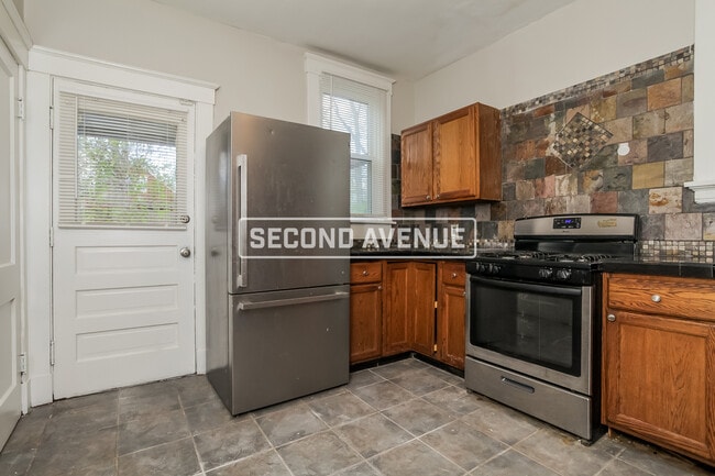 570 Flatt Terrace in Cincinnati, OH - Building Photo - Building Photo