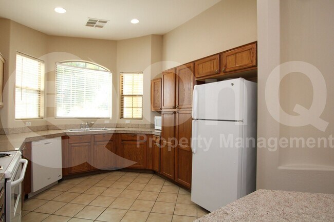 12204 W Ocotillo Ln in El Mirage, AZ - Building Photo - Building Photo