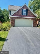 55 Wincrest Dr in Phoenixville, PA - Building Photo - Building Photo