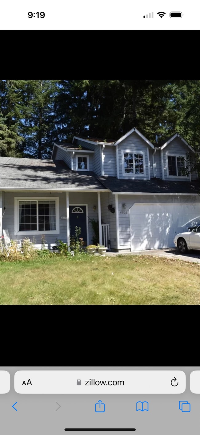 property at 4906 Marian Dr NE
