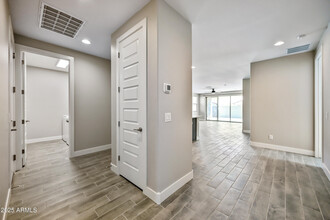 24137 W Hilton Ave in Buckeye, AZ - Building Photo - Building Photo