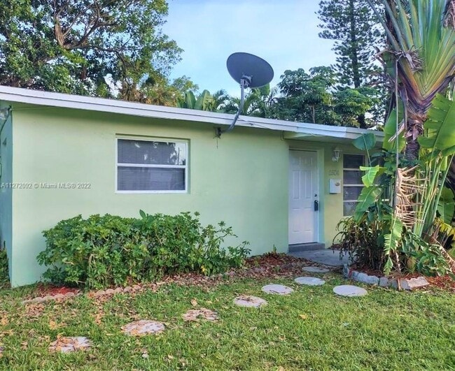 2500 NW 9th Ln Rentals in Wilton Manors, FL