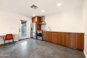 2029 N 9th St in Phoenix, AZ - Building Photo - Building Photo