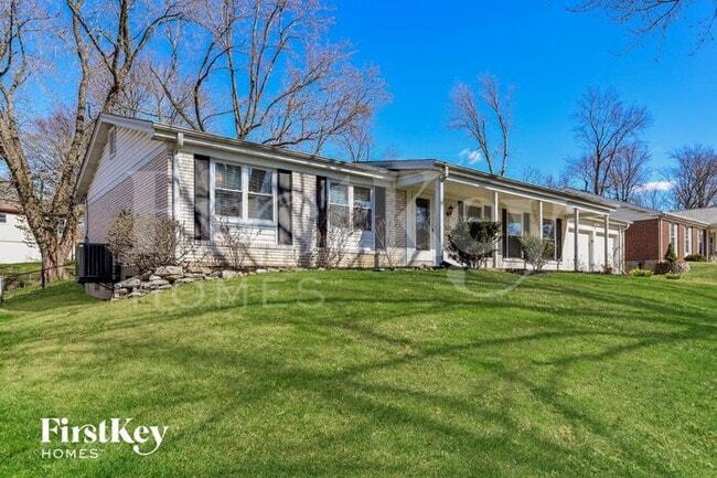13235 Delft Dr in St. Louis, MO - Building Photo - Building Photo