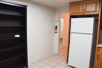 125 S Cypress St in Orange, CA - Building Photo - Building Photo