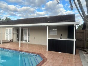 9752 SW 145th Pl in Miami, FL - Building Photo - Building Photo