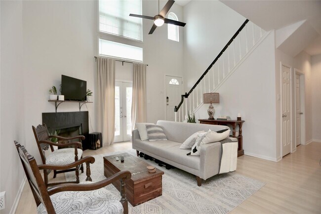 2221 Stanford St in Houston, TX - Building Photo - Building Photo