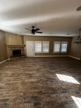8701 Maggiore Ln in Bakersfield, CA - Building Photo - Building Photo