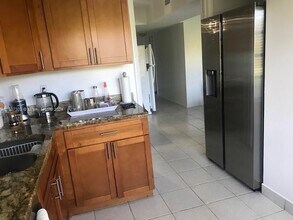 4168 Inverrary Dr, Unit 201 in Lauderhill, FL - Building Photo - Building Photo